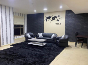Delhi backpackers, Dubai
